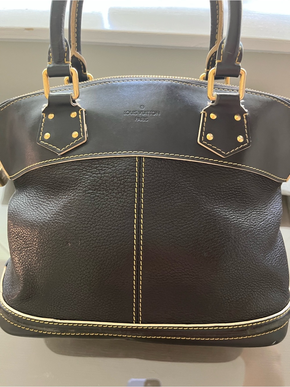 Louis Vuitton Suhali Lockit PM noir with Gold Hardware & Lock/Key